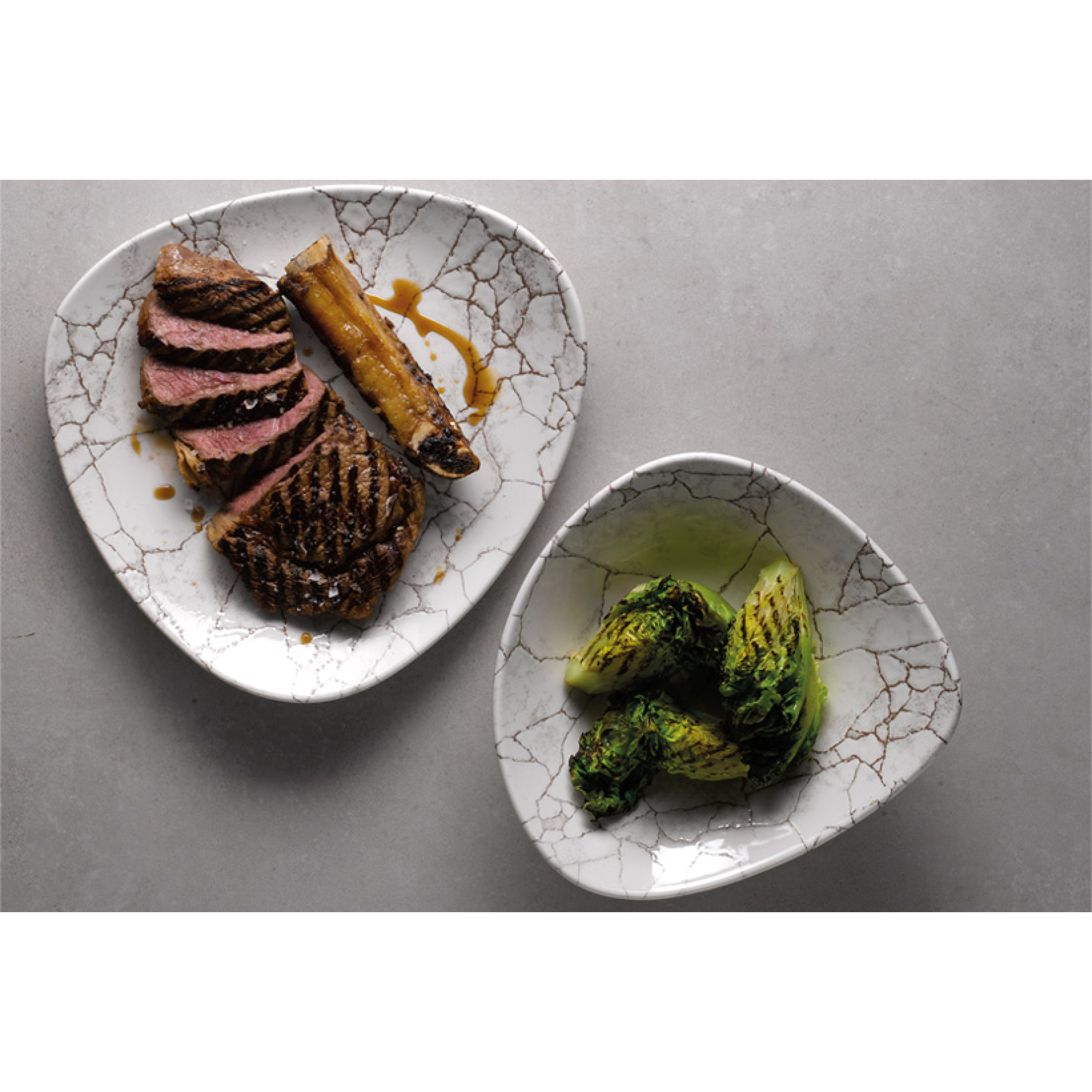 Assiette triangle plate  Kintsugi  Agate Grey - Churchill