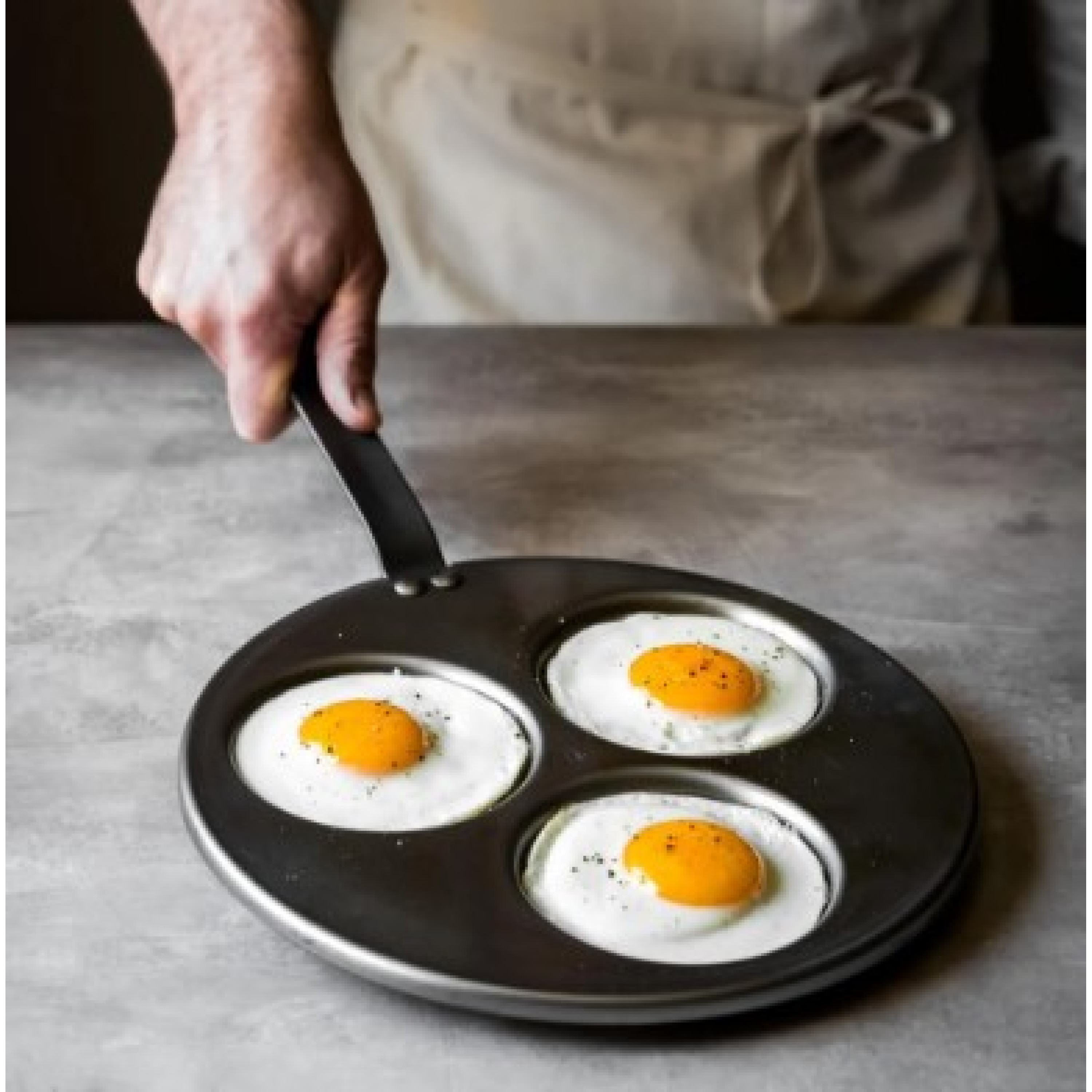 POÊLE TRIBLINIS EN ACIER MINERAL B - DE BUYER