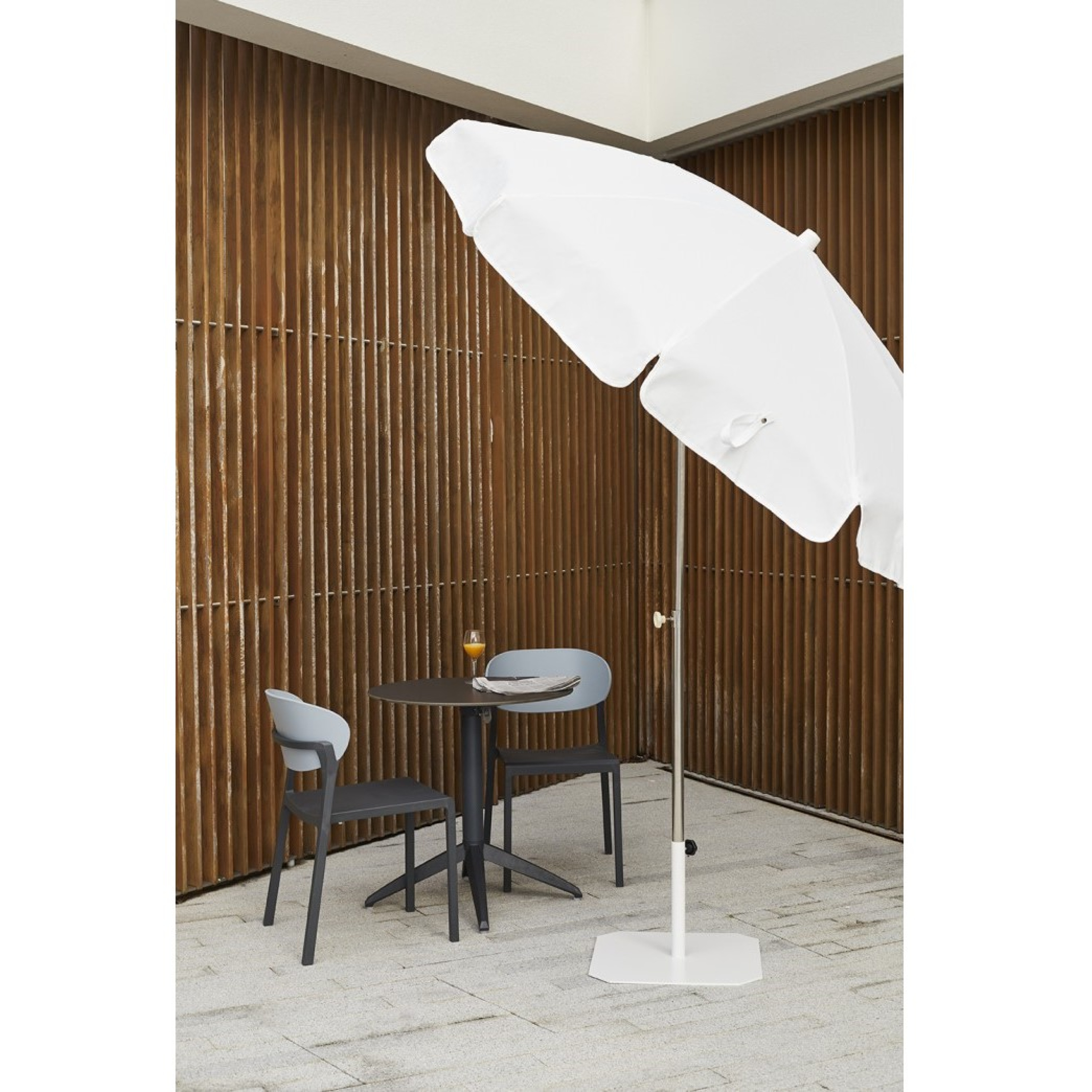 CHAISE EMPILABLE BAKE - EZPELETA PROFESSIONNEL