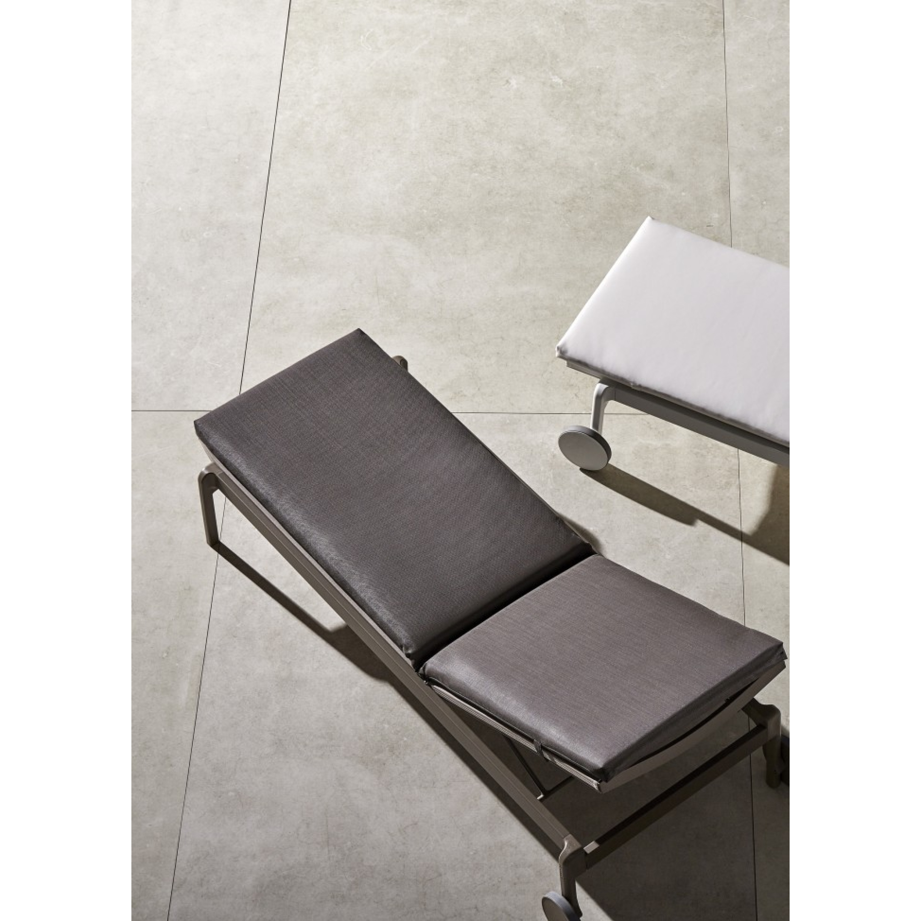 COUSSIN AQUA POUR BAIN DE SOLEIL - EZPELETA