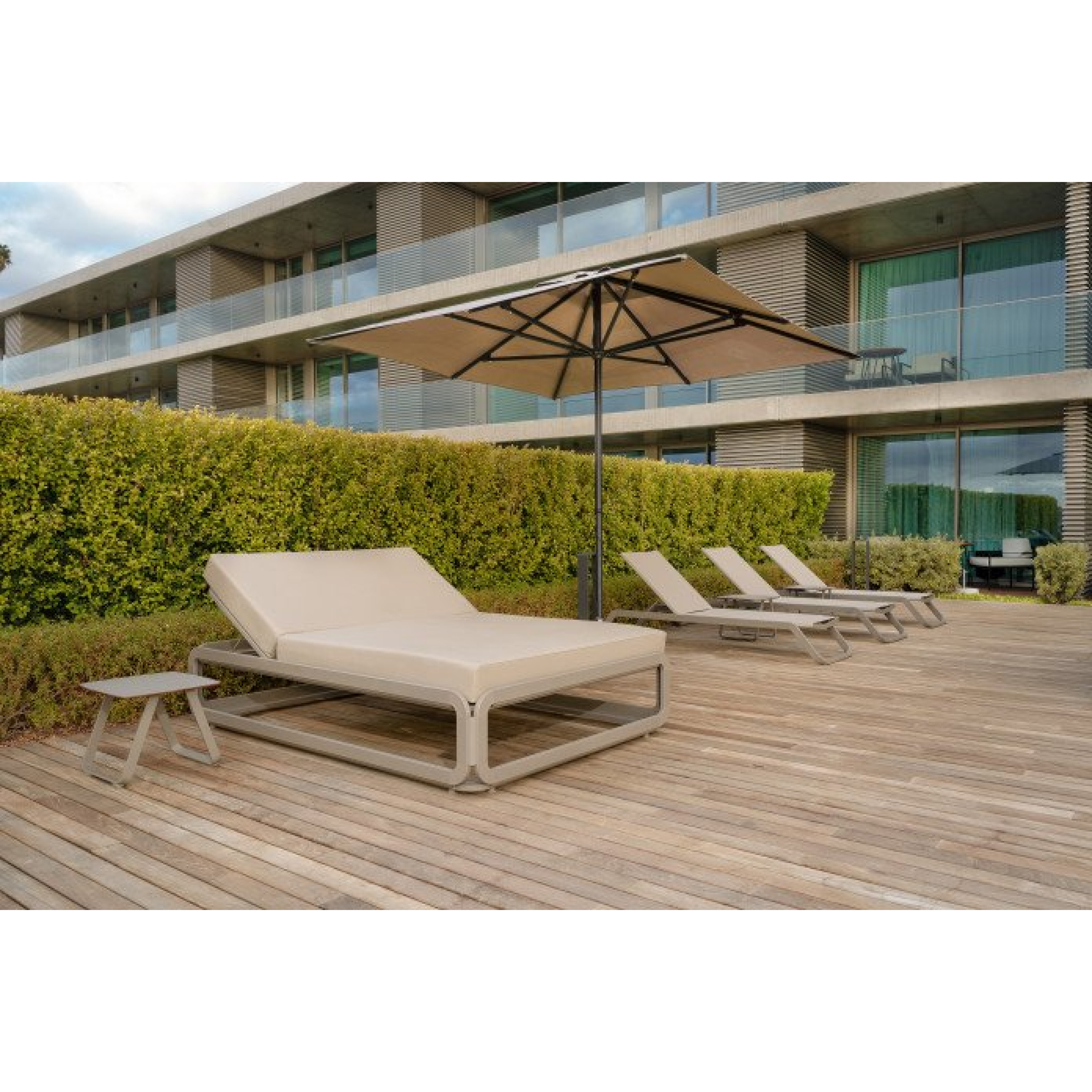 LOUNGE NANA - EZPELETA