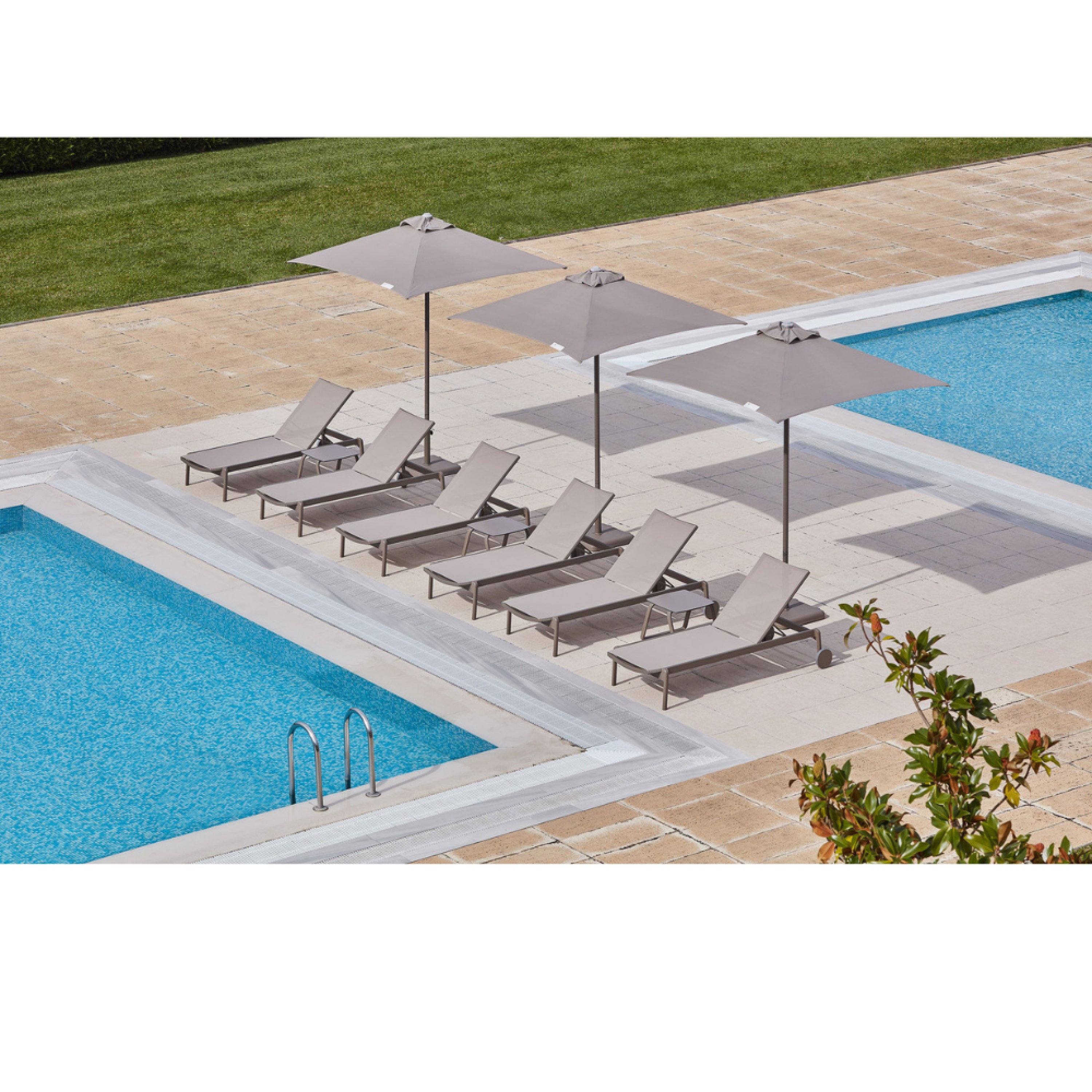 Bain de soleil LAGO - EZPELETA PROFESSIONNEL