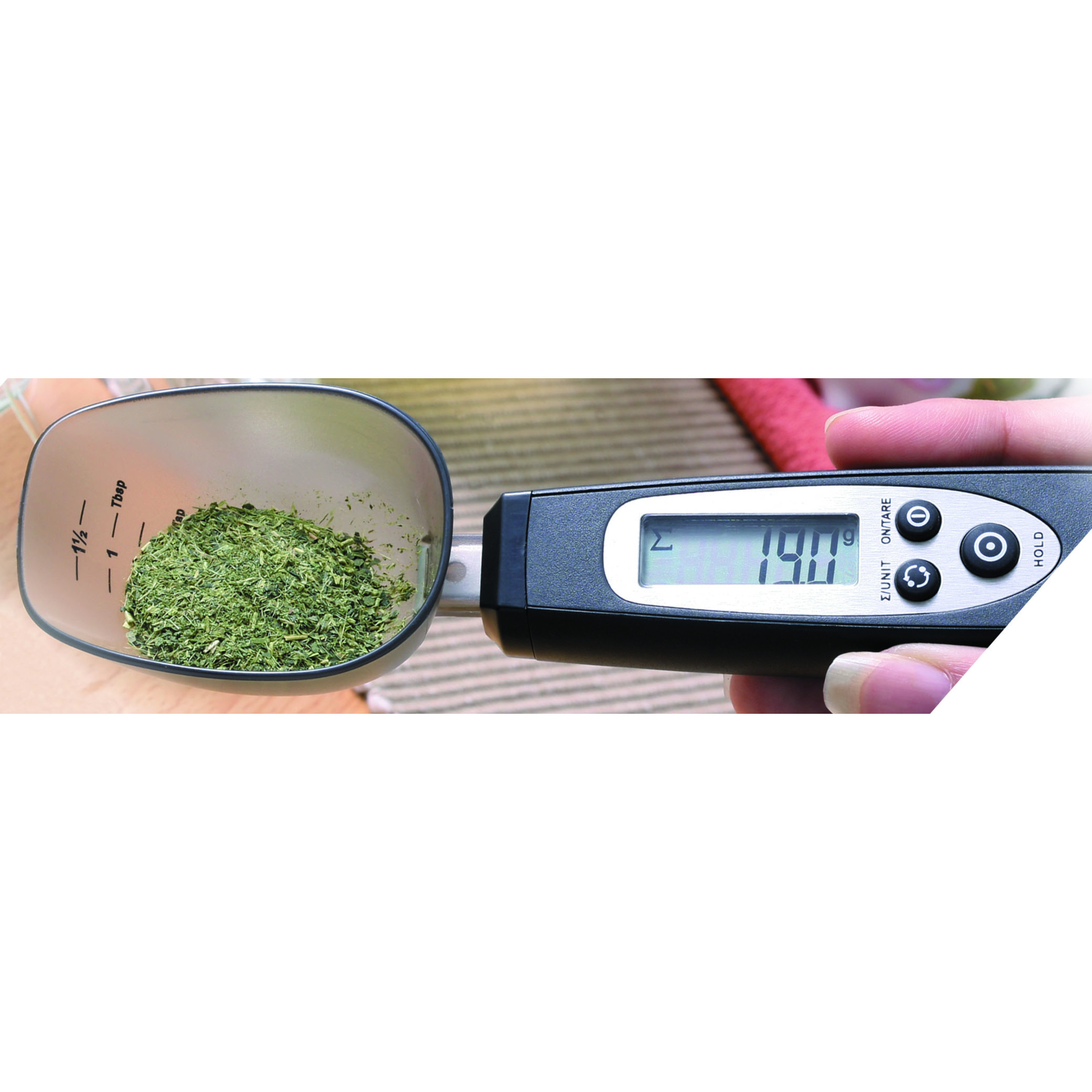 CUILLERE AVEC BALANCE DIGITALE