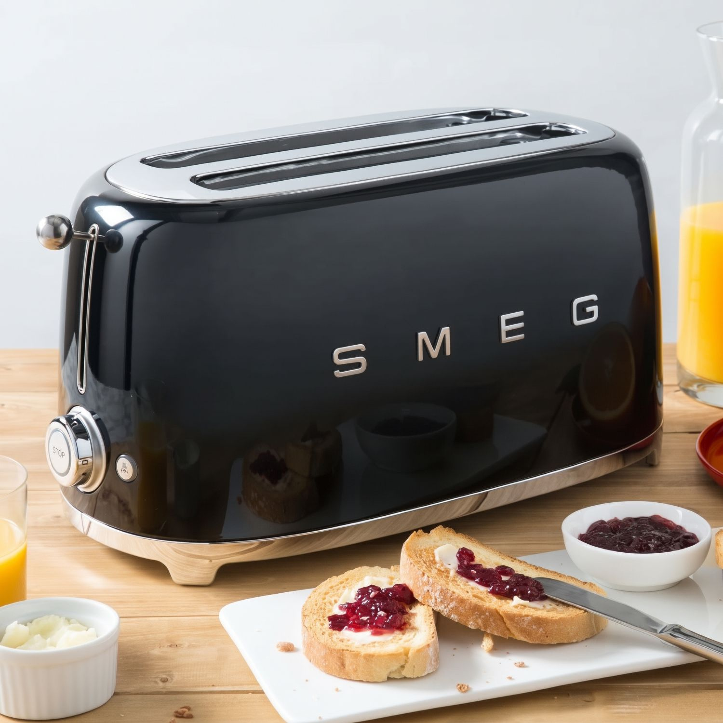 Grille-pain/Toaster 4 tranches années 50 TSF02 - SMEG
