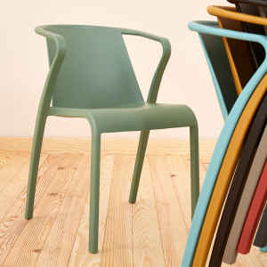 FAUTEUIL EMPILABLE fado - EZPELETA PROFESSIONNEL